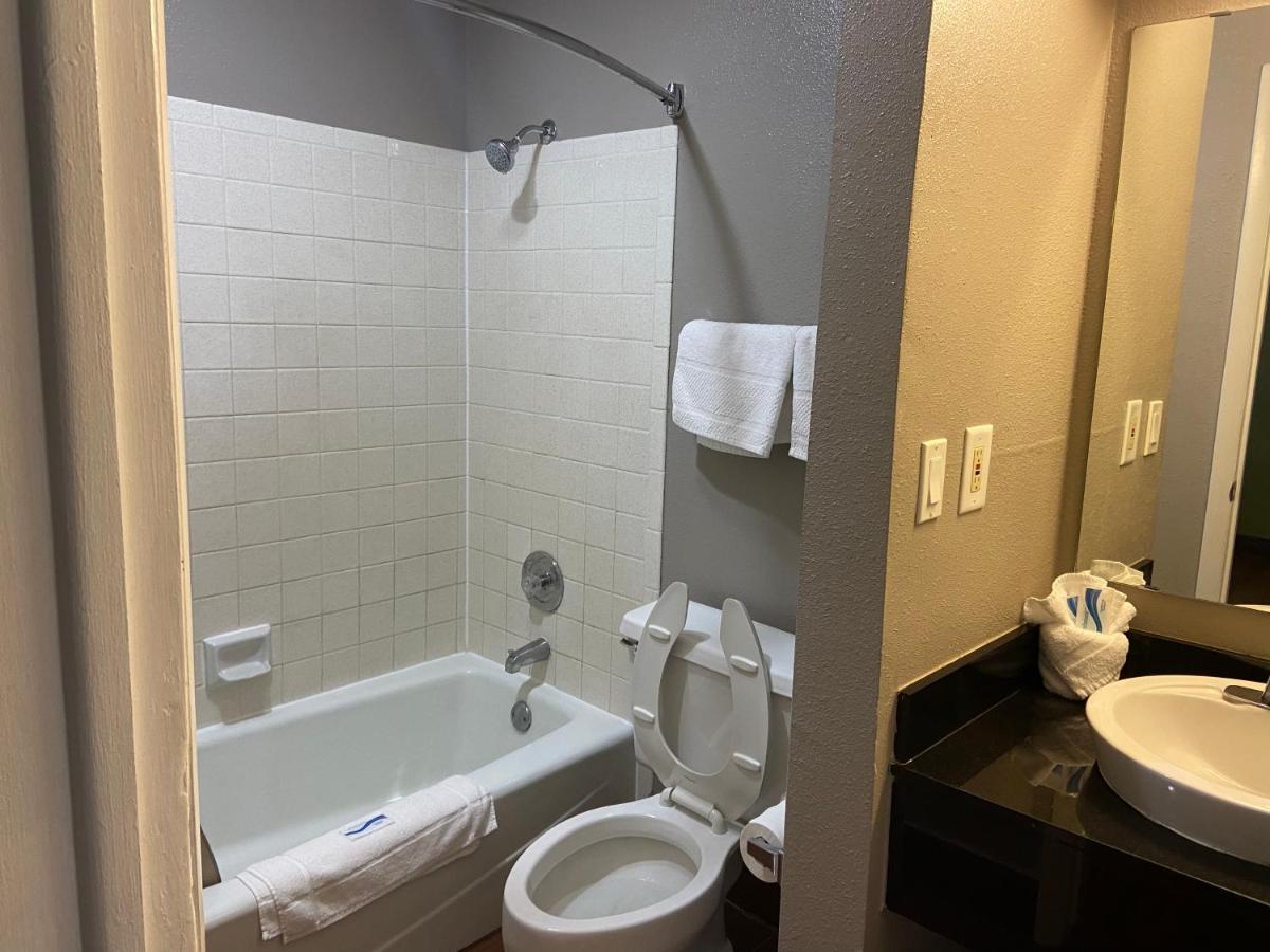 Evanston Inn At Exit 6 ภายนอก รูปภาพ